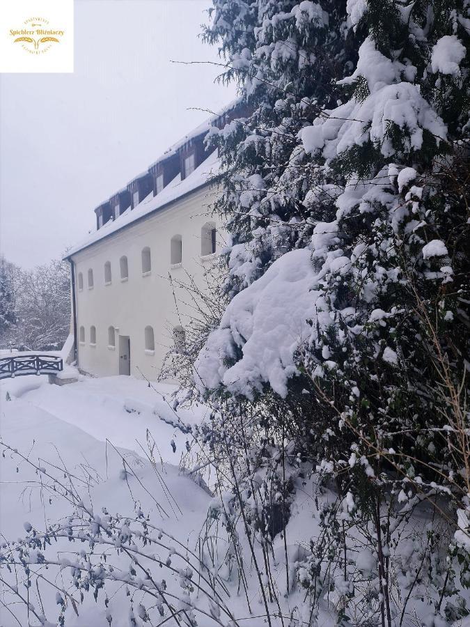 Spichlerz Blizniaczy Aparthotel Kazimierz Dolny Esterno foto